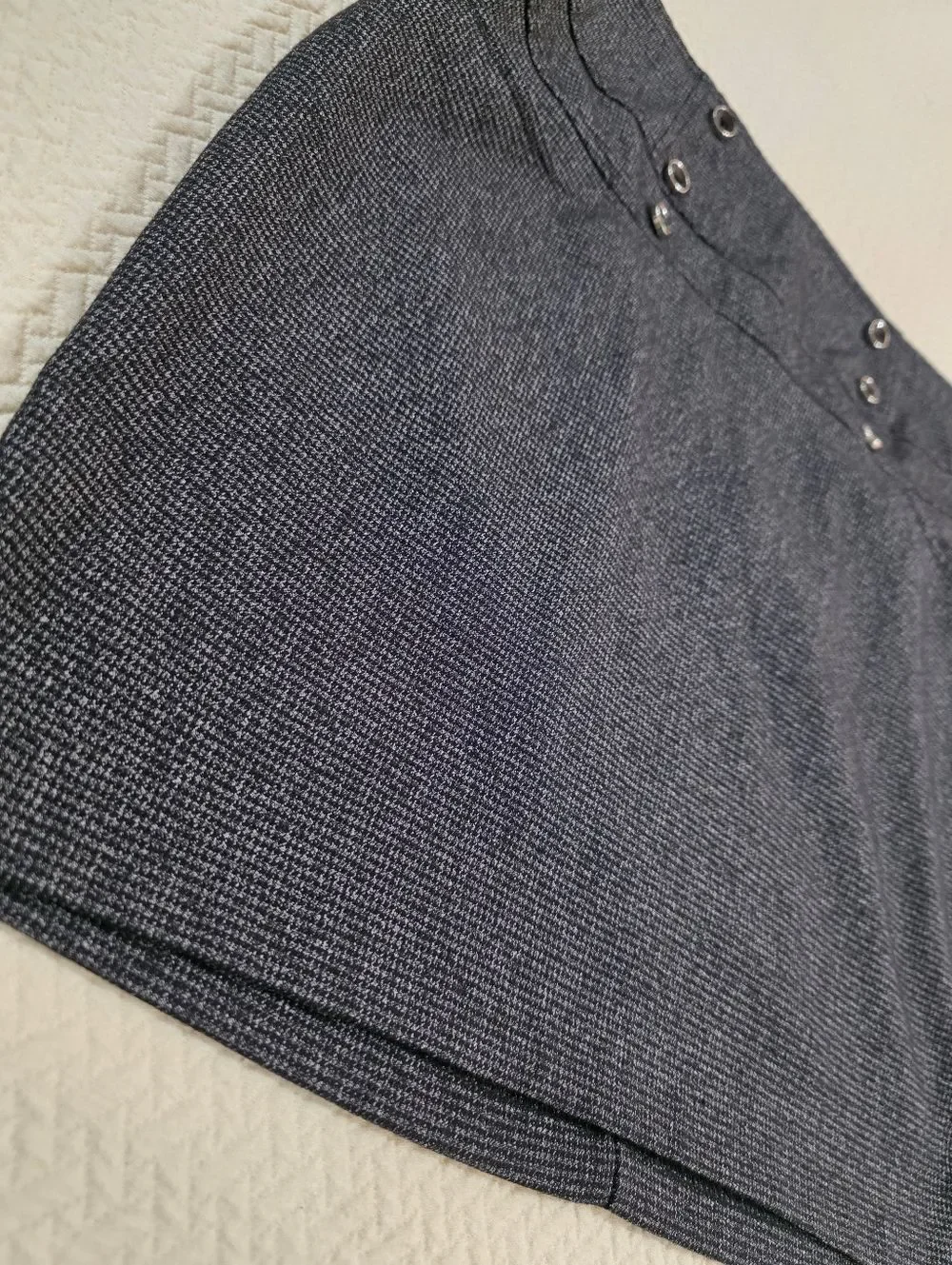 Must Have Gray Button-Accent Pencil Skirt Size Medium Career Office